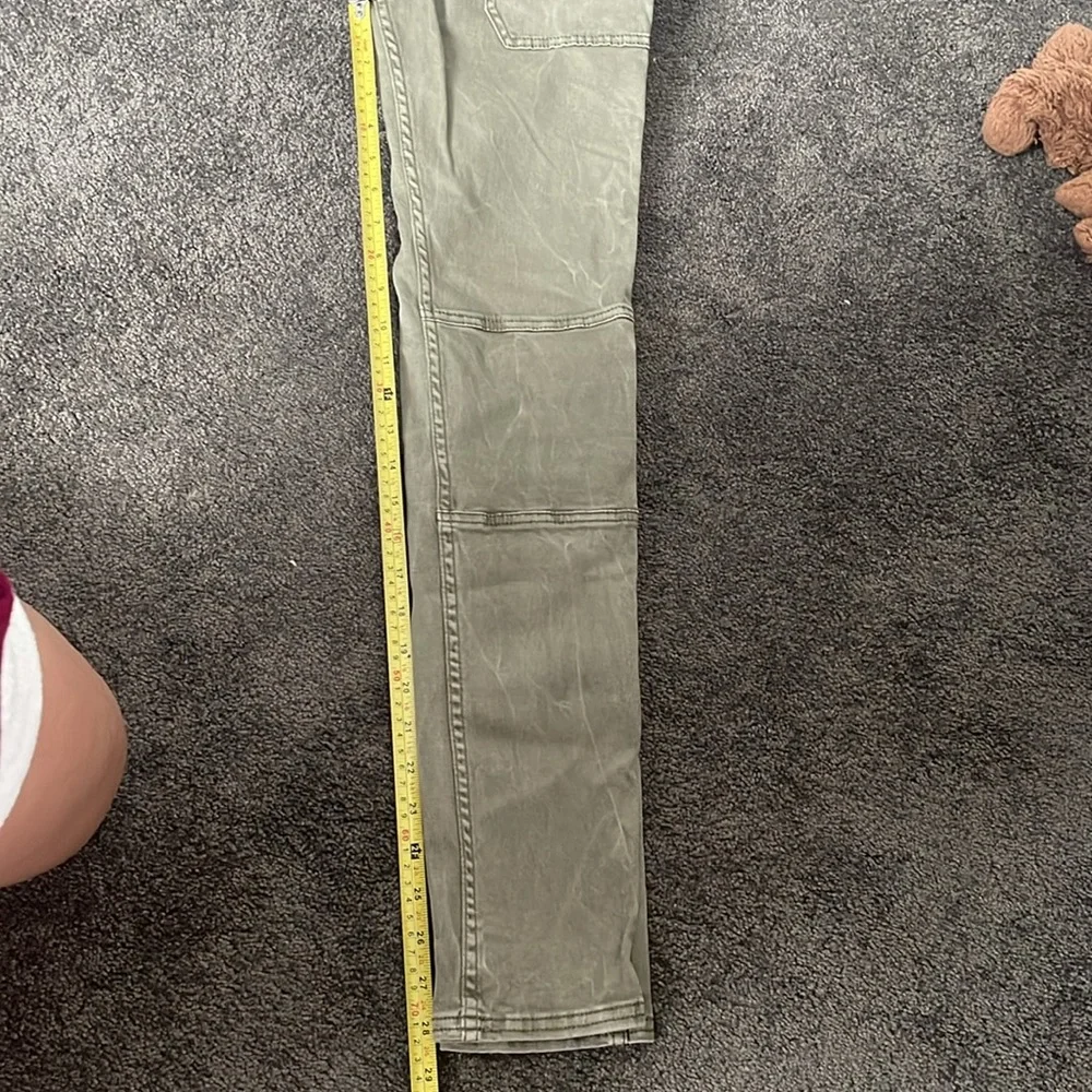 Hollister light green jeans